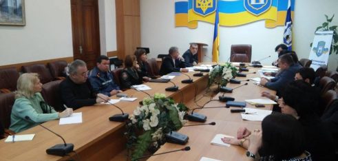 У Житомирі обговорили співпрацю виконавчих органів міської ради з суб’єктами, що надають соціальні послуги бездомним громадянам