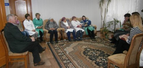 Фахівці Коростенського місцевого центру спільно з Хорошівським бюро правової допомоги провели лекцію у Новоборівському психоневрологічному інтернаті