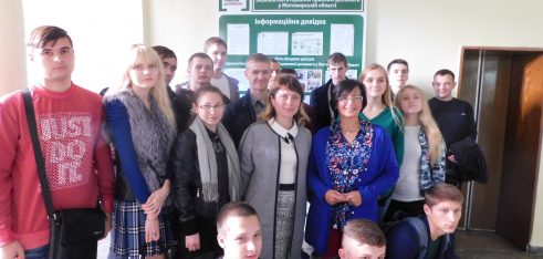 Правове навчання молоді: лекції для студентів і школярів прочитали фахівці Регіонального центру з надання БВПД у Житомирській області