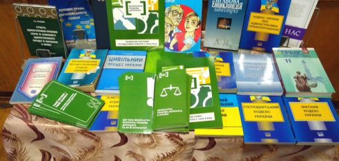 Про кримінальну відповідальність неповнолітніх розповіли старшокласникам Гайсинщини
