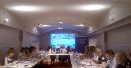 Про   напрацювання та орієнтири у подальшій роботі з питань протидії насильства у сім”ї говорили у Полтаві