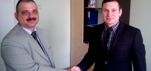 Ужгородський місцевий центр та Українська Гельсінська спілка з прав людини  разом захищатимуть громадян