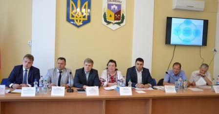 Представникам  органів місцевого самоврядування розповіли про те як вирішувати правові питання територіальних громад