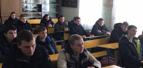 Працевлаштування неповнолітніх: особливості оформлення та загальні рекомендації