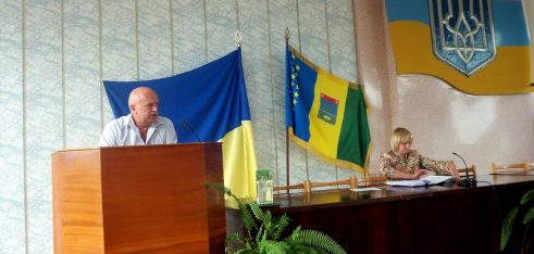 Про першочергові кроки з організації і функціонування бюро правової допомоги йшла мова на сесіях Середино-Будської та Ямпільської районної ради