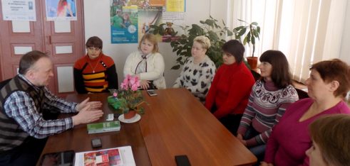 Про проблеми прийомних сімей говорили в Краснопільському районному центрі соціальних служб для сім’ї, дітей та молоді