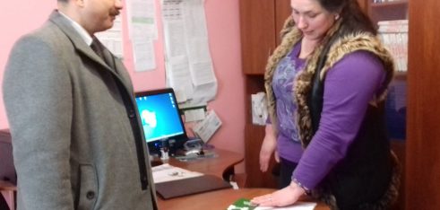 Мобільні консультування покращують доступ краян до правової допомоги