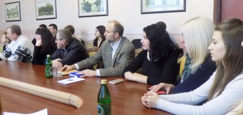 Зустріч із родинами загиблих закарпатців-учасників АТО відбулася в Закарпатській ОДА