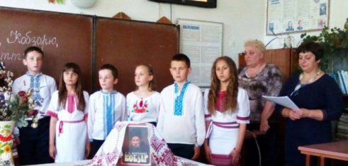 Просвітницькі заходи з нагоди 157-ї річниці від дня перепоховання Тараса Шевченка на Чернечій горі у Каневі