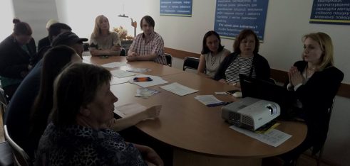 Про права людини та що робити, коли Вас затримали: разом із поліцейським-“омбудсменом” відвідали центр зайнятості