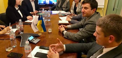 У Києві обговорили стандарти якості надання БВПД та модель офісів громадського захисту у кримінальних провадженнях