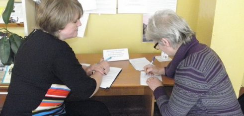 У Шосткинській центральній міській бібліотеці розпочав свою роботу мобільний пункт консультування