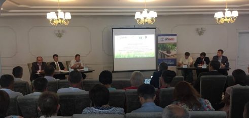 Що чекає на українські земельні ресурси обговорювали в Тернополі