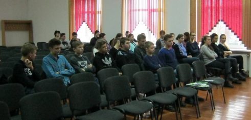 Сарненський місцевий центр формує правову культуру та правосвідомість молодого покоління