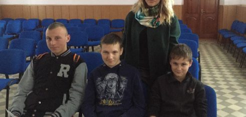 Обізнаний – значить, захищений: фахівці Рівненського МЦ консультують громадян з правових питань