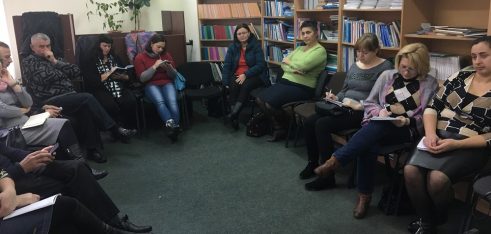 У Рівному розпочався цикл навчань для прийомних батьків та батьків-вихователів дитячих будинків сімейного типу