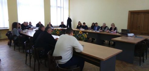 Як жертві домашнього насильства отримати безоплатну правову допомогу?