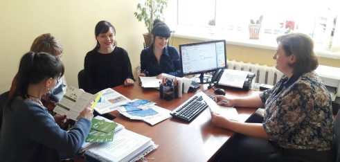 Працюємо з партнерами для захисту прав дітей та переселенців