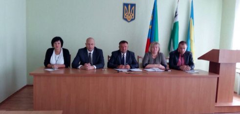 Мобільні консультативні пункти з питань захисту прав землевласників працювали у Городні та Седневі