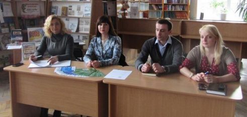 У Чернігівській міській бібліотеці імені М.М. Коцюбинського обговорили актуальні зміни в законодавстві