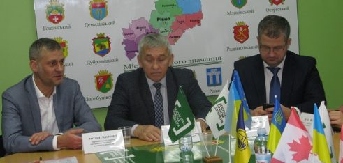 Актуальні питання судової реформи обговорювалися  на засідання круглого столу у Регіонального центру з надання БВПД у Рівненській області