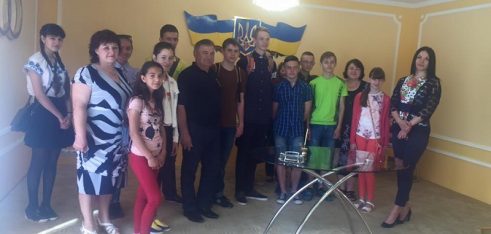 Для летичівських школярів провели екскурсію у бюро правової допомоги