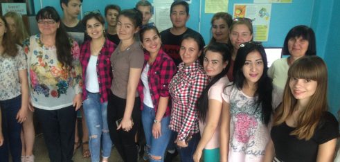 В Умані проведено пізнавально-дискусійну годину для студентів