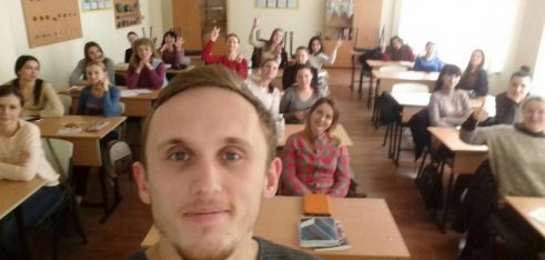 Не впусти в своє «online життя» сексуальне насильство