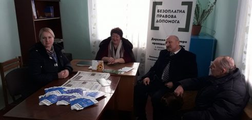 Деражнянщина: фахівці допомагали вирішувати правові проблеми мешканців сіл