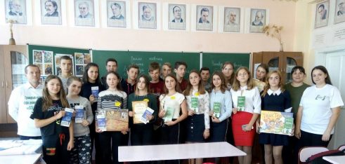 У Великомихайлівському та Захарівському районах дітям розповідали про їхні права