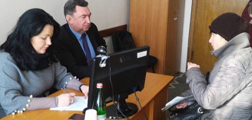 Вуличне інформування у Перечині провели фахівці закарпатської юстиції та системи БПД