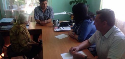 У Мукачівському місцевому центрі з надання БВПД відбувся спільний прийом громадян