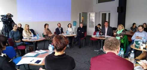 Відбулась дискусія про суспільне мовлення на Прикарпатті