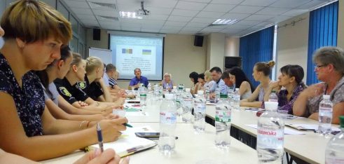 Про актуальні питання сьогодення говорили за круглим столом