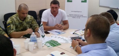 У Херсоні вшанували пам’ять загиблих українських бійців та обговорили ряд питань щодо захисту прав затриманих осіб, біженців та осіб без громадянства