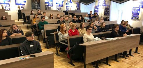 Правовий кінозал для студентів Галицького коледжу