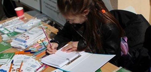 Діти мають право на захист: розповідають правники Дніпропетровщини