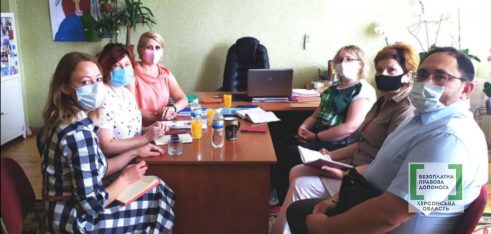 На Херсонщині обговорили проєкт «Програма відновлення для неповнолітніх, які є підозрюваними у вчиненні злочину»