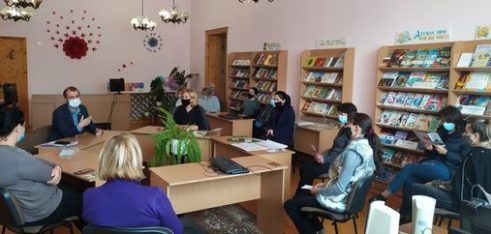 Нові знання та підходи у роботі працівників бібліотек з школярами