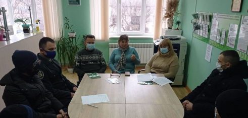 Б’є – значить любить. Ні, б’є – значить сяде!