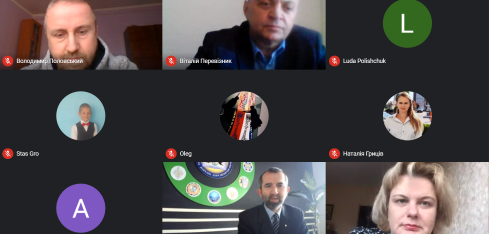 Пошук нових освітніх платформ для комунікації з молоддю